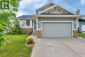 Listing photo – 33 Walker Boulevard, Red Deer