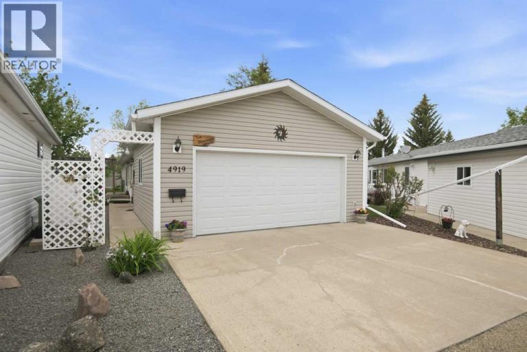 4919 Doncaster Avenue, Red Deer
