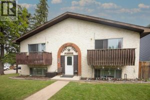 Listing photo – 4639 48 Street, Sylvan Lake