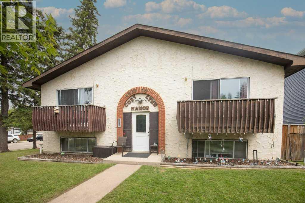 Listing photo – 4639 48 Street, Sylvan Lake
