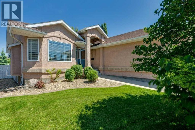 Listing photo – 123 Ammeter Close, Red Deer