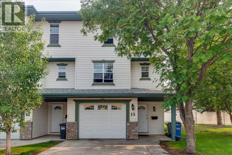 Listing photo – 13 Kerry Wood Mews, Red Deer