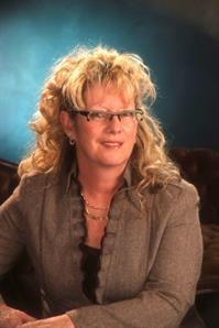 Agent photo – Peggy Lane