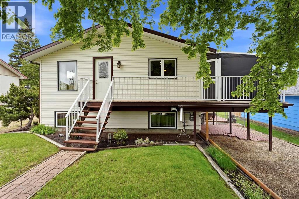 Listing photo – 4618 48 Street, Sylvan Lake