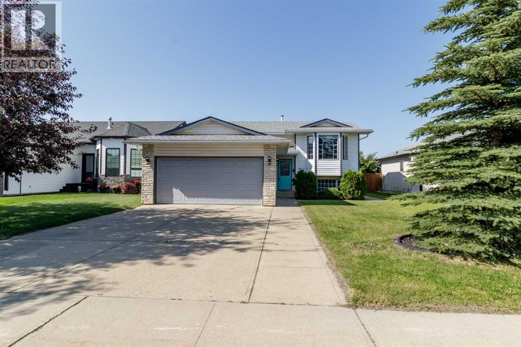 Listing photo – 10 Kingston Drive, Red Deer