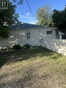 Listing photo – 5147 53 Street, Innisfail