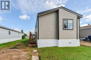 Listing photo – #77, 4802 54 Avenue, Camrose
