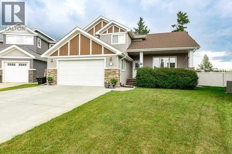 9 Henner’s Outlook, Lacombe