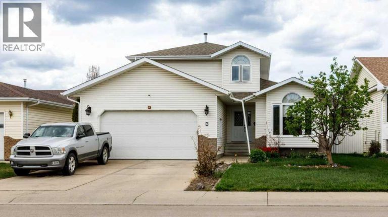 Listing photo – 6 Densmore Crescent, Red Deer
