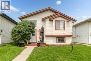 Listing photo – 28 Hunter Road, Sylvan Lake