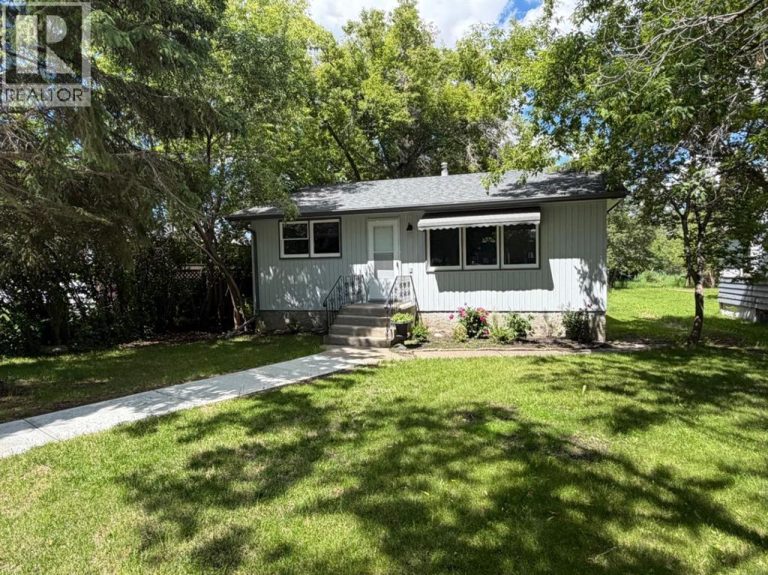 Listing photo – 3593 54 Avenue Crescent, Red Deer