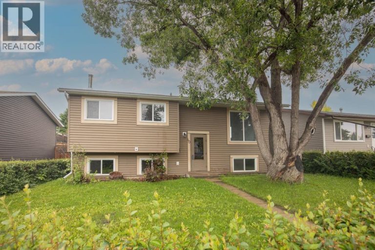 Listing photo – 40 Olsen Street, Red Deer