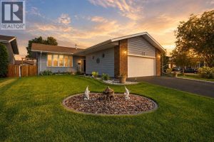 Listing photo – 53 Card Crescent, Red Deer