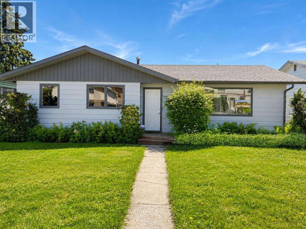 Listing photo – 5035 48 Street, Rocky Mountain House
