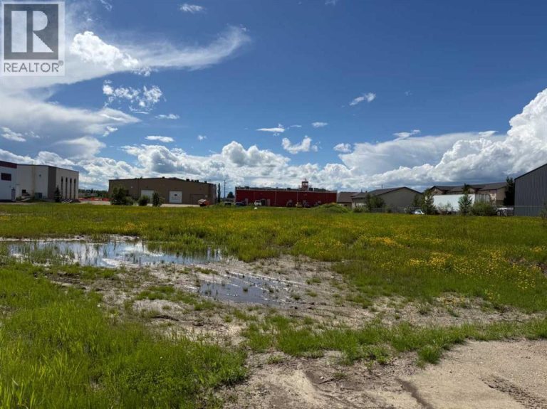Listing photo – 22 Thevenaz Trail, Sylvan Lake