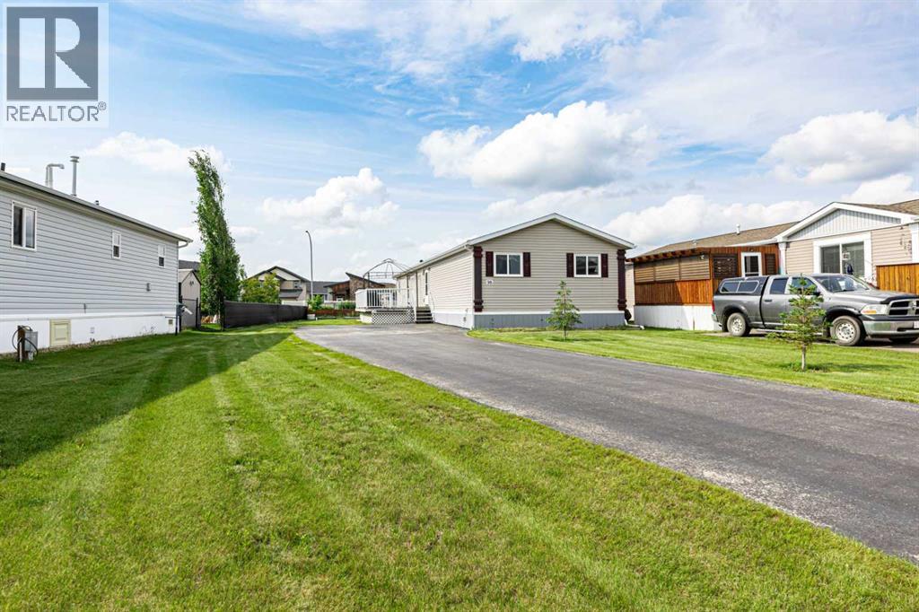 PAVED DRIVEWAY