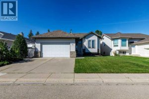 Listing photo – 59 Langford Crescent, Red Deer