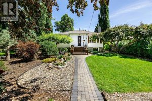Listing photo – 5305 44 Avenue, Red Deer
