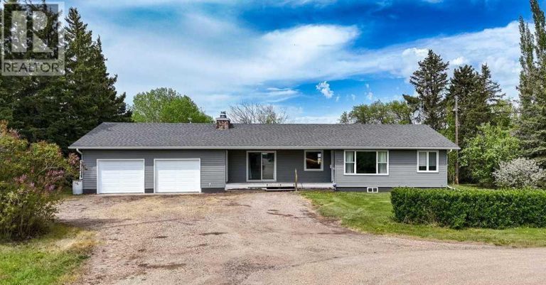 Listing photo – 126 Queen Street, Elnora