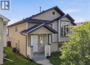 Listing photo – 277 Deschner Close, Red Deer