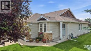 Listing photo – 459 Jenkins Drive, Red Deer