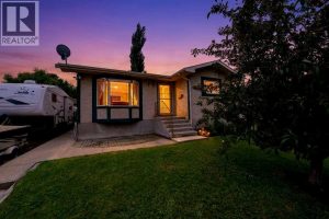 Listing photo – 11 Greenham Drive, Red Deer