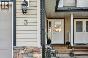 Listing photo – 3 Legend Court, Sylvan Lake