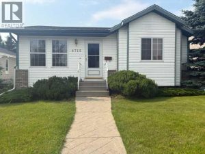 Listing photo – 4715 55 Avenue, Lacombe