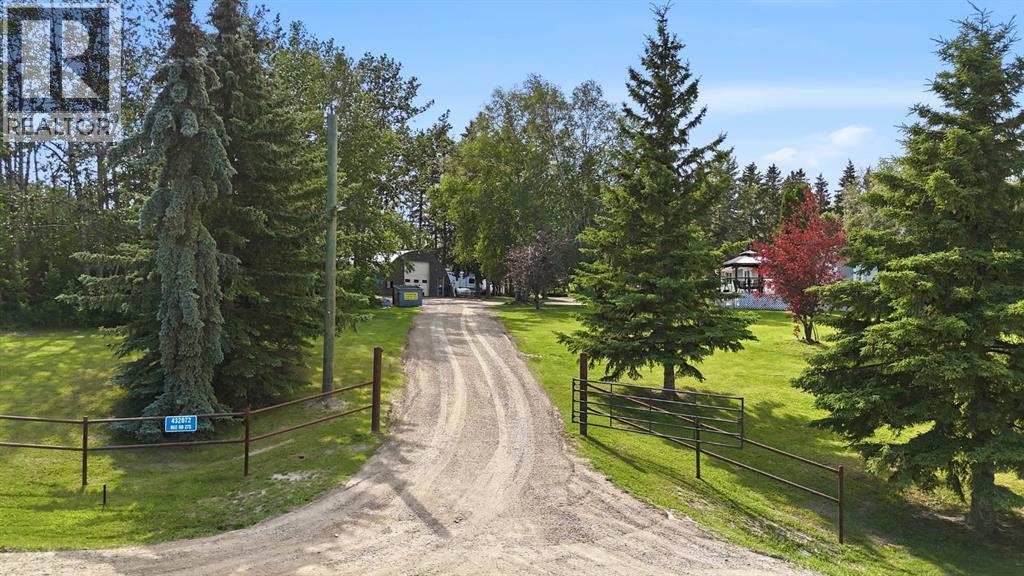 Listing photo – 432072 Range Road 275 Range, Rural Ponoka County