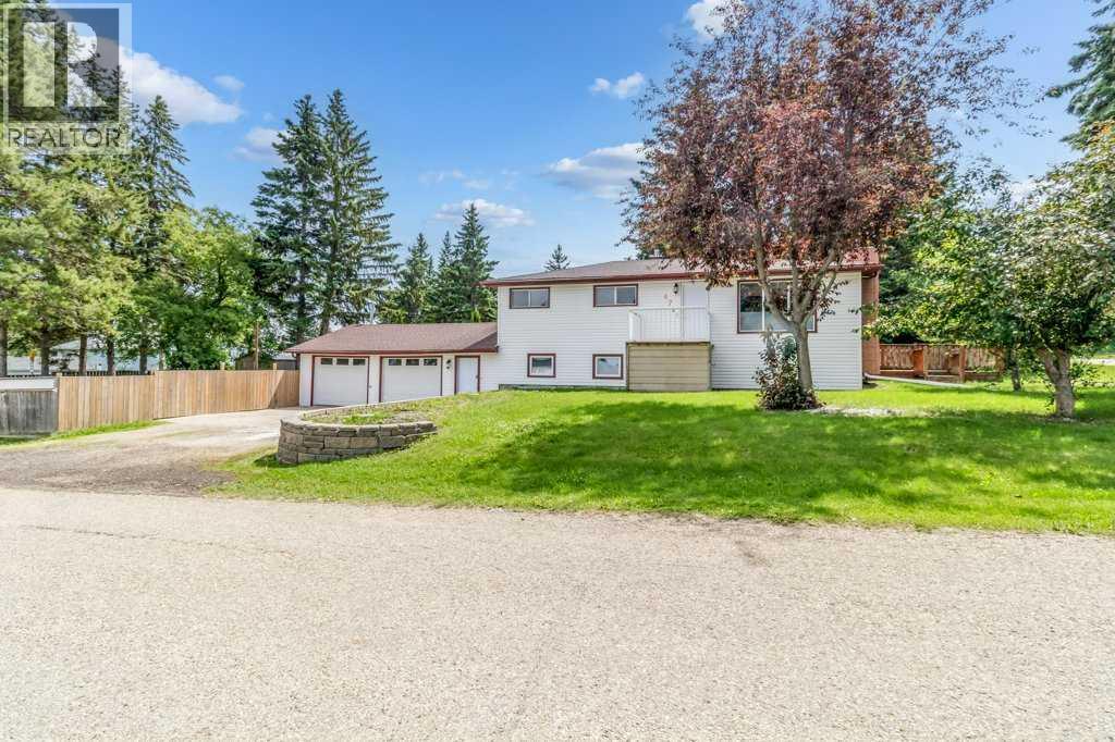 Listing photo – 4719 46 Avenue, Sylvan Lake