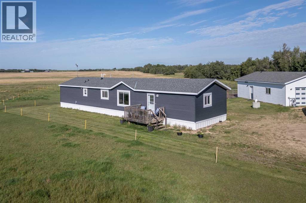 Listing photo – 48040 Range 212 Road, Rural Camrose County
