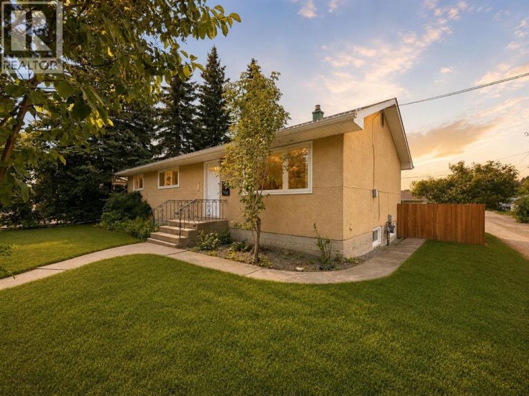 Listing photo – 3606 55 Avenue, Red Deer