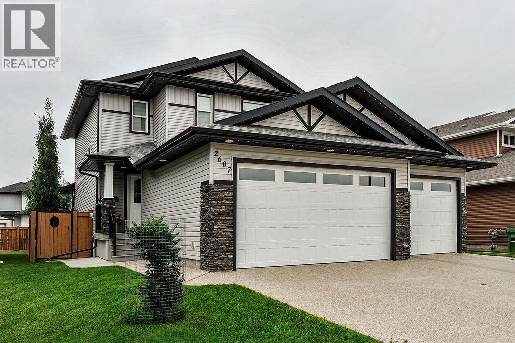 Listing photo – 2607 63 Street, Camrose