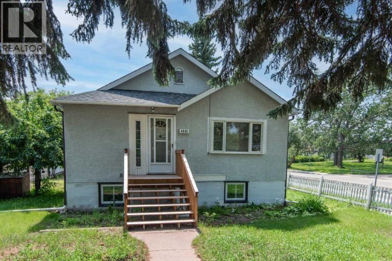 4645 47 Street, Red Deer