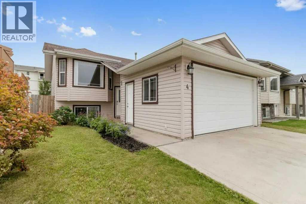 Listing photo – 4 Horne Close, Sylvan Lake