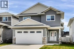 Listing photo – 99 livingston Close, Red Deer
