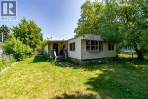 Listing photo – 4 48A Street Close, Alix