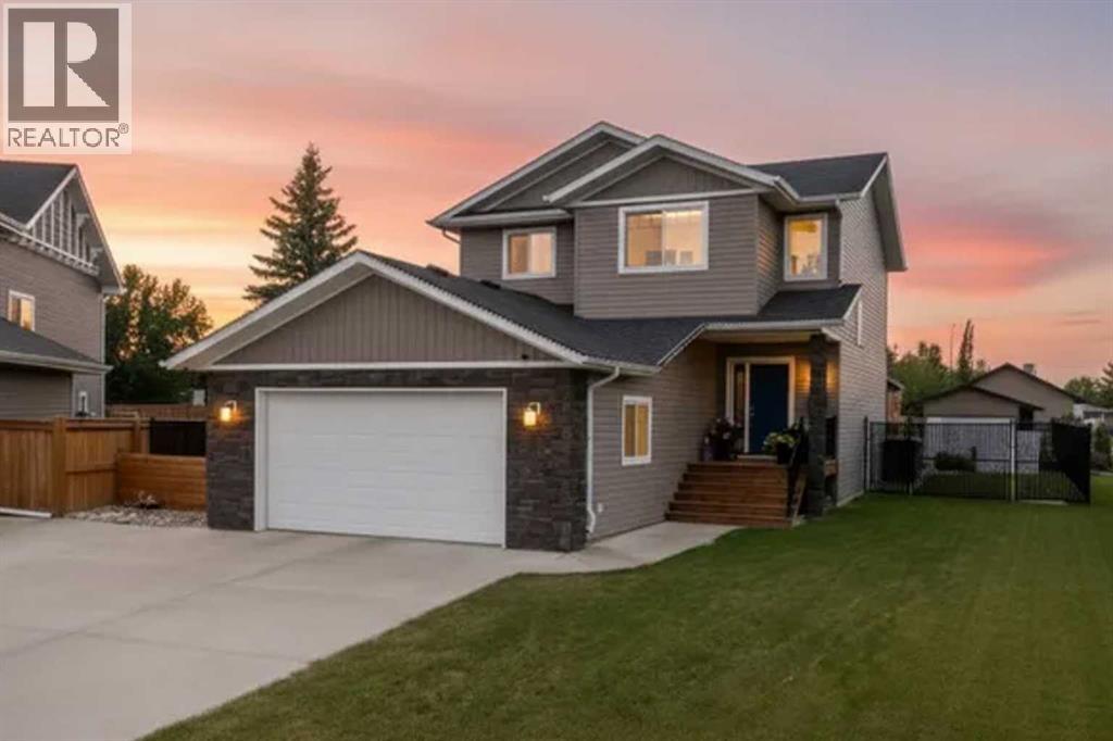 Listing photo – 1 Churchill Place, Blackfalds