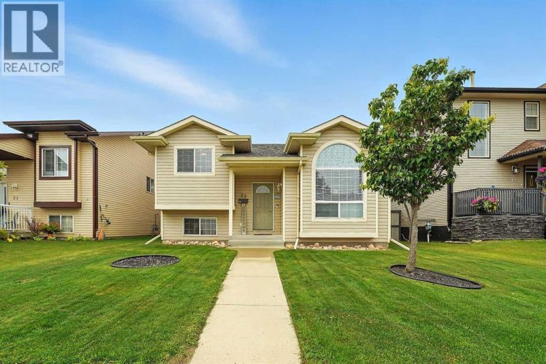 23 Dubois Crescent, Red Deer