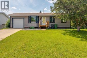 Listing photo – 4709 55 Avenue N, Rimbey
