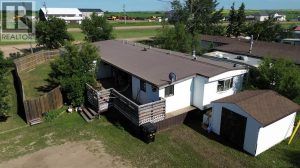 Listing photo – 5220 44 Street, Consort