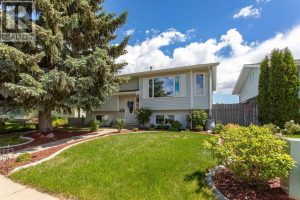 Listing photo – 153 Westview Crescent, Blackfalds