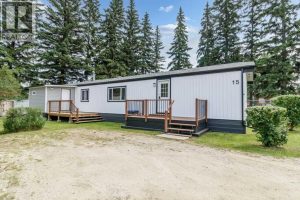 Listing photo – 15, 4516 48 Avenue, Sylvan Lake