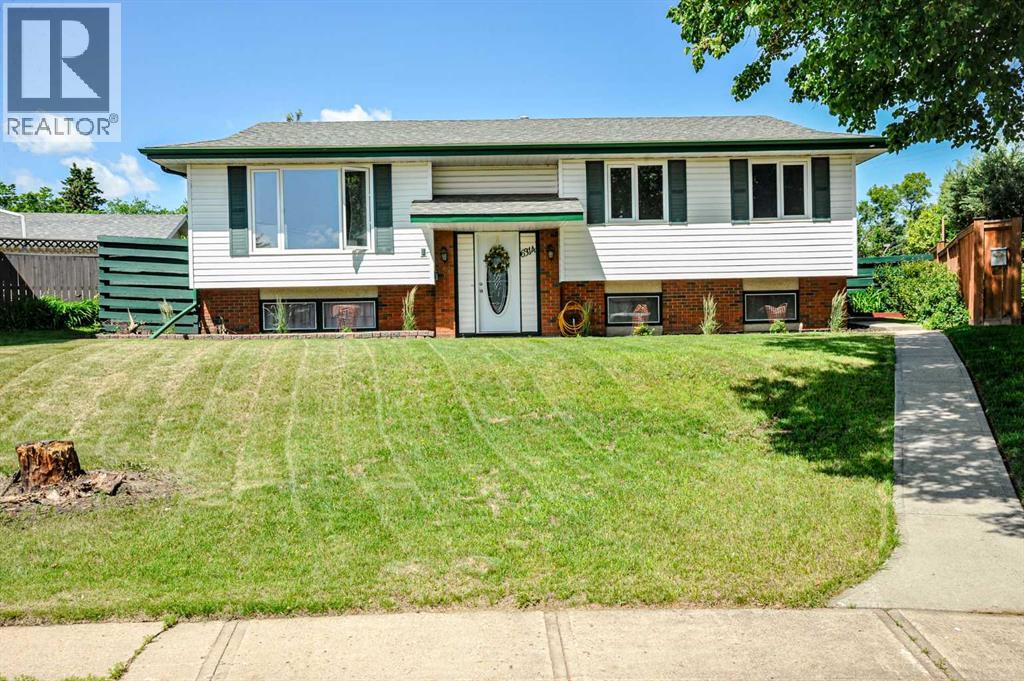 Listing photo – 6314 44A Avenue, Camrose