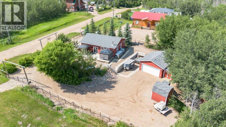 Listing photo – 10 Destini Drive, White Sands