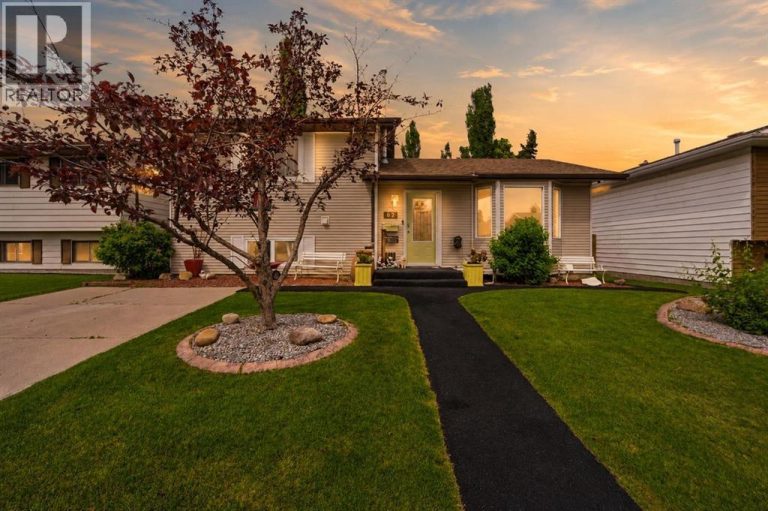 Listing photo – 62 Rupert Crescent, Red Deer