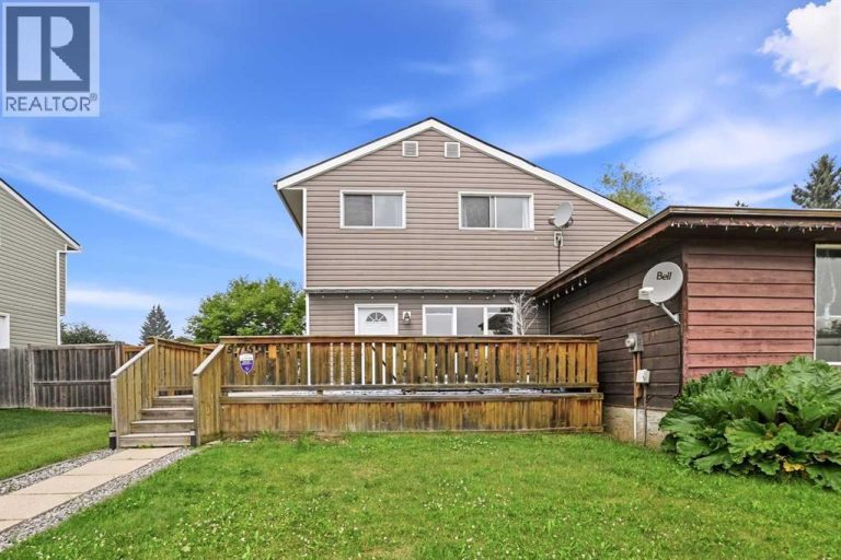 5753 53 Street Close, Rocky Mountain House