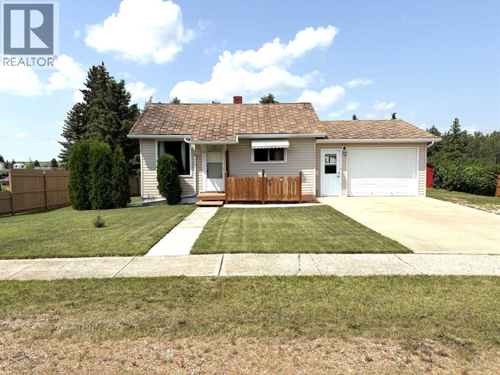 Listing photo – 109 Brownlee Street, Heisler