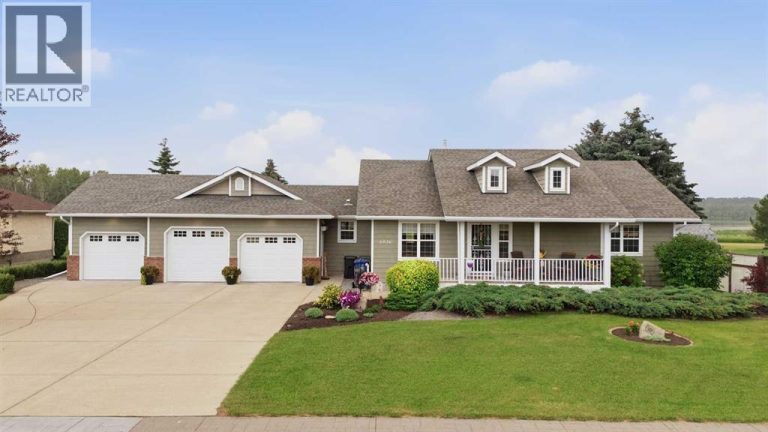 Listing photo – 6026 47 Street, Innisfail