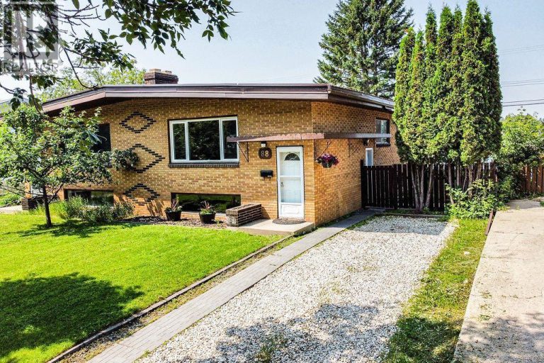 88, Mount Pleasant Drive, Camrose